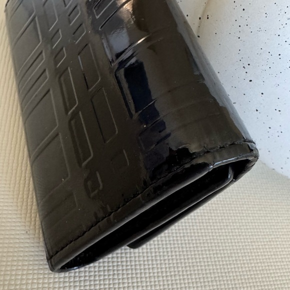 Burberry Patent Leather Nova Embossed Key Holder - Picture 6 of 6